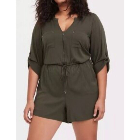 Torrid Size 2 Olive Super Soft Elastic Waist Knit Jumpsuits Front Zip V Neck - Picture 1 of 9